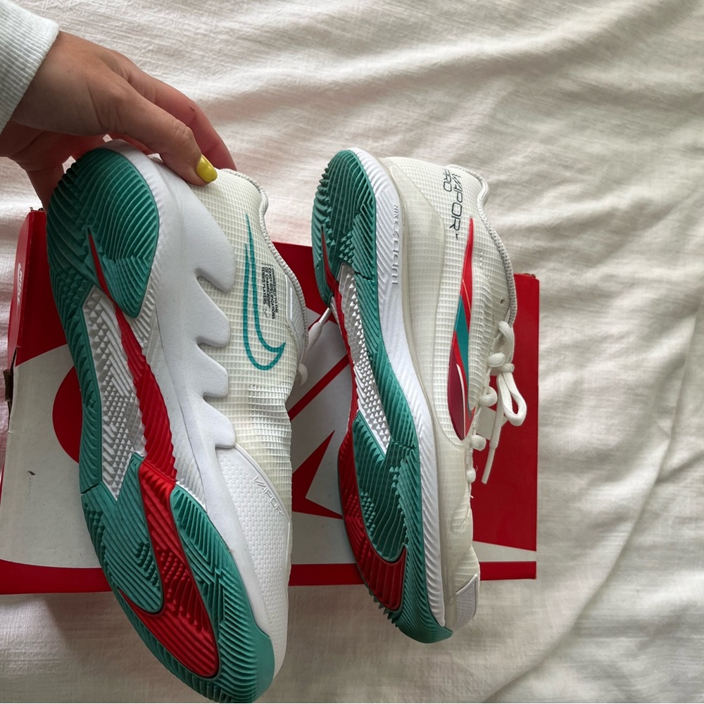 Tennis Sneakers